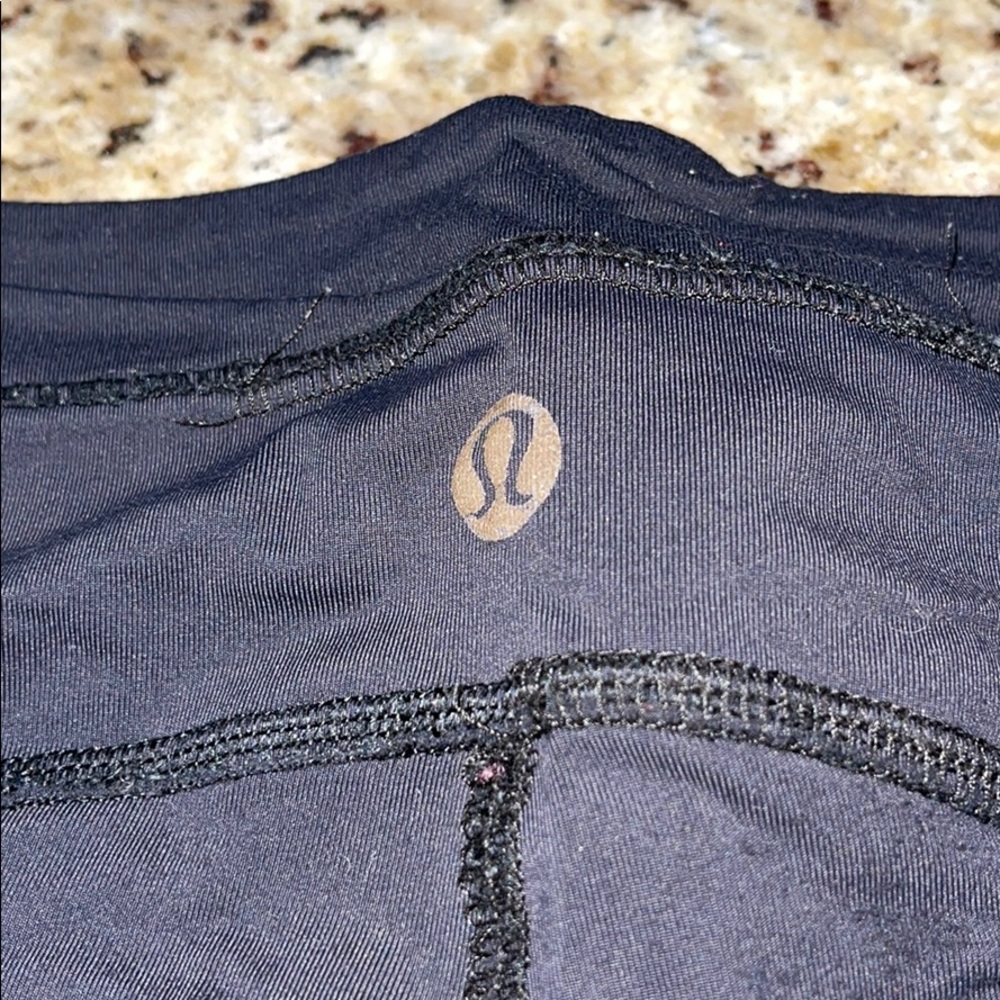 Lululemon Crop - Picture 3 of 7